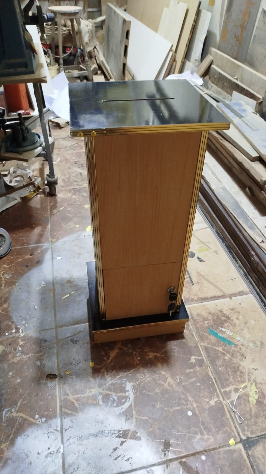 Gazofilácio de madeira n 81